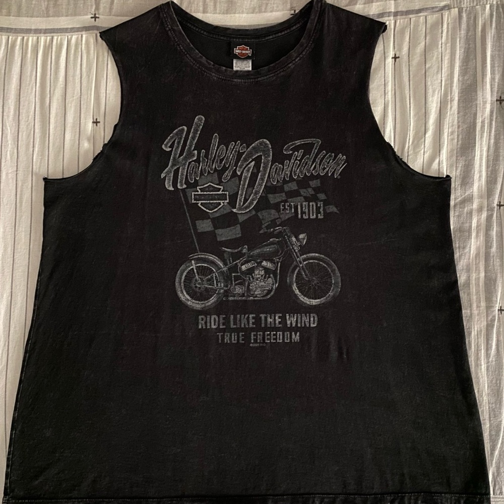 🖤NWOT-Womens HD Mustle Tee🖤
